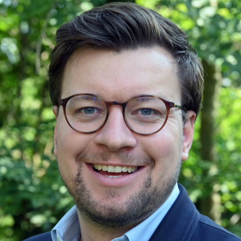  Lucas Schaal